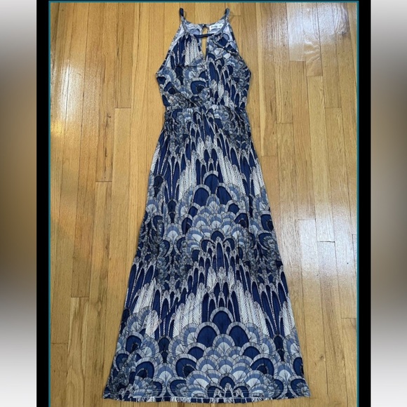 Women’s Sunny Girl Elegant Blue and White Patterned Halter Maxi Dress - Picture 1 of 13